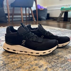 On Cloud Training Sneakers